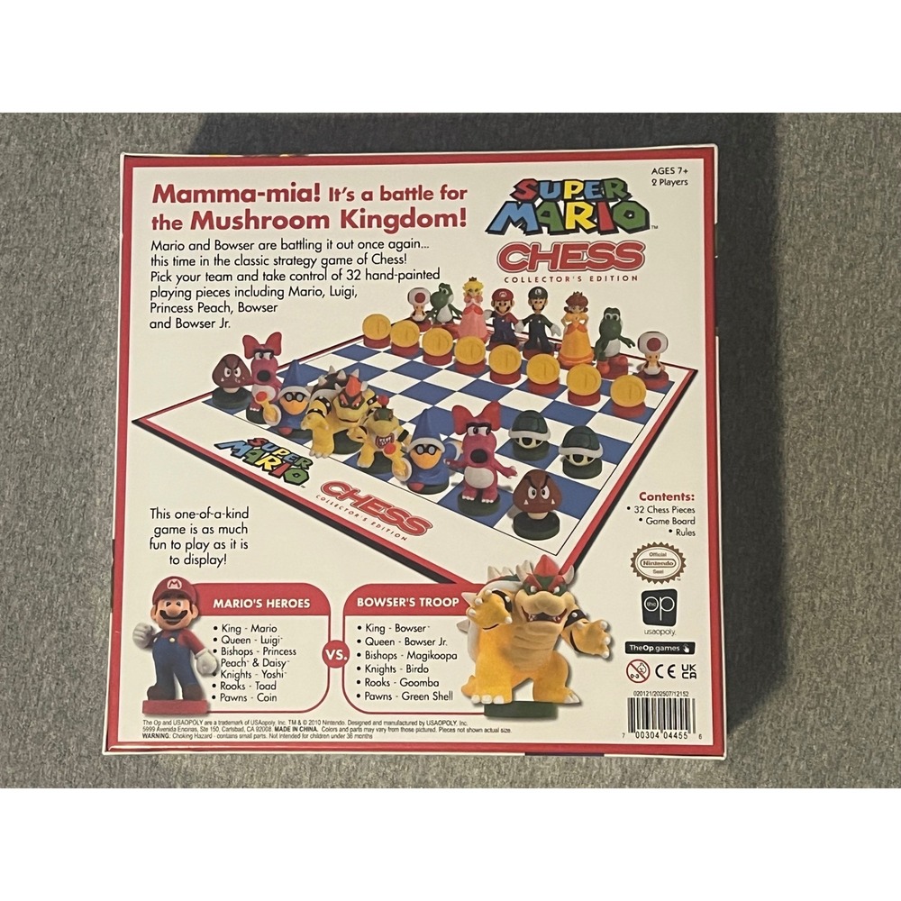 Super Mario Chess Collector's Edition Board Game Nintendo USAopoly Sealed New - Picture 2 of 3